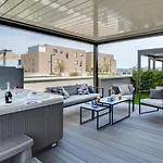 Shell Luxury Residences With Pool And Whirlpool 자다르