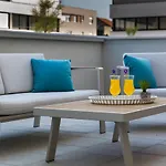 아파트 Shell Luxury Residences With Pool And Whirlpool *