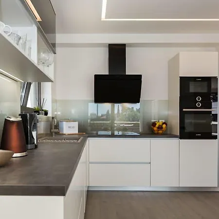 Shell Luxury Residences With Pool And Whirlpool 扎达尔