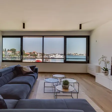 Shell Luxury Residences With Pool And Whirlpool Lägenhet Zadar