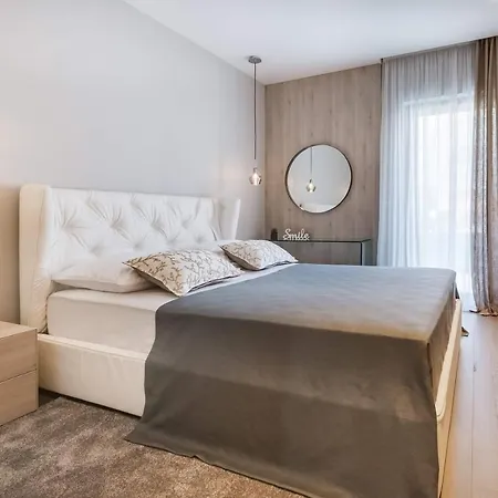 Lägenhet Shell Luxury Residences With Pool And Whirlpool
