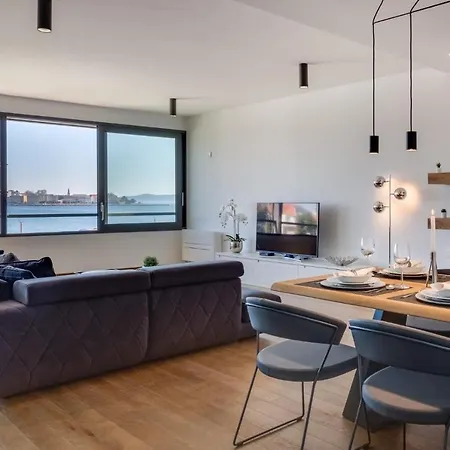 Shell Luxury Residences With Pool And Whirlpool Lägenhet *