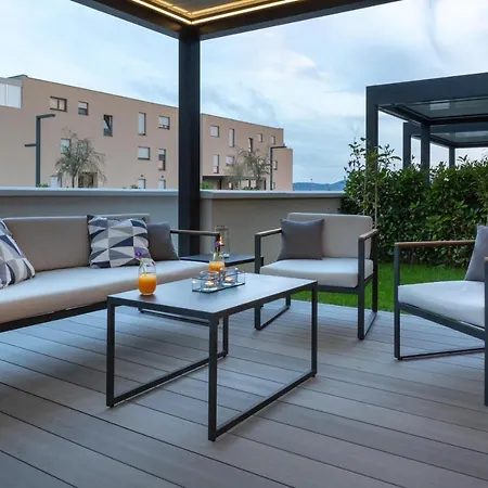 Lägenhet Shell Luxury Residences With Pool And Whirlpool