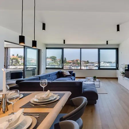 Shell Luxury Residences With Pool And Whirlpool 扎达尔