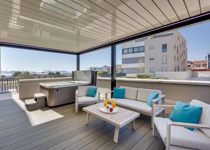 Shell Luxury Residences With Pool And Whirlpool Apartamento