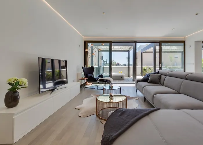 Shell Luxury Residences With Pool And Whirlpool * זאדאר