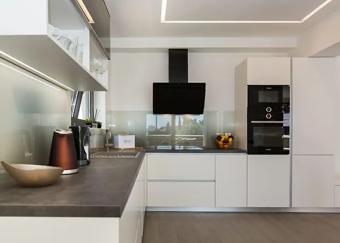 Shell Luxury Residences With Pool And Whirlpool 자다르