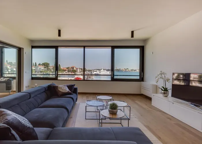 Shell Luxury Residences With Pool And Whirlpool 아파트 자다르