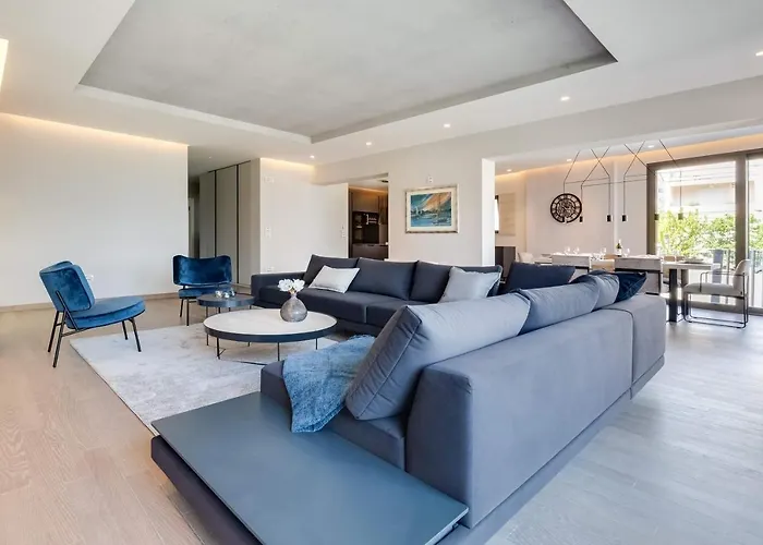 Shell Luxury Residences With Pool And Whirlpool *