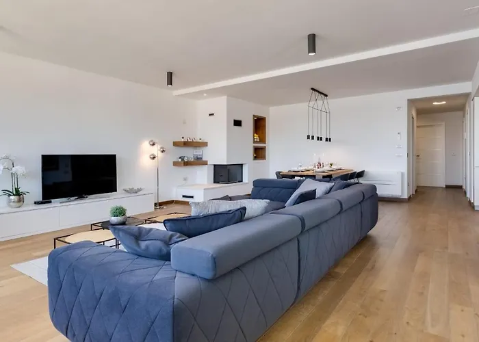 Shell Luxury Residences With Pool And Whirlpool *